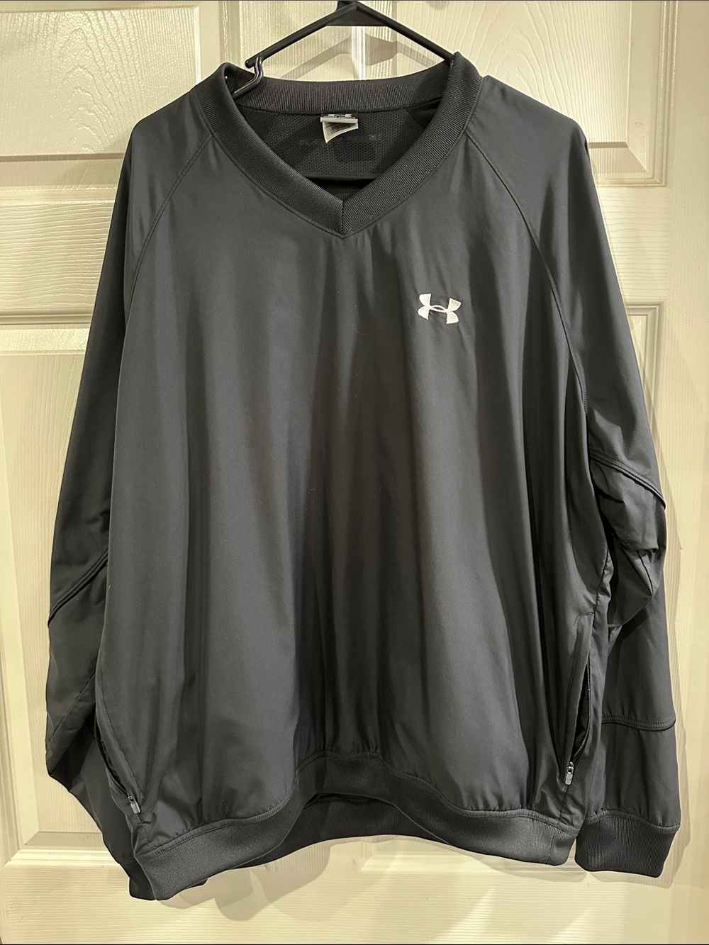 Under Armour Black V-Neck Performance Pullover